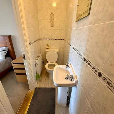 Master Bedroom With En-suite Privat bolig *